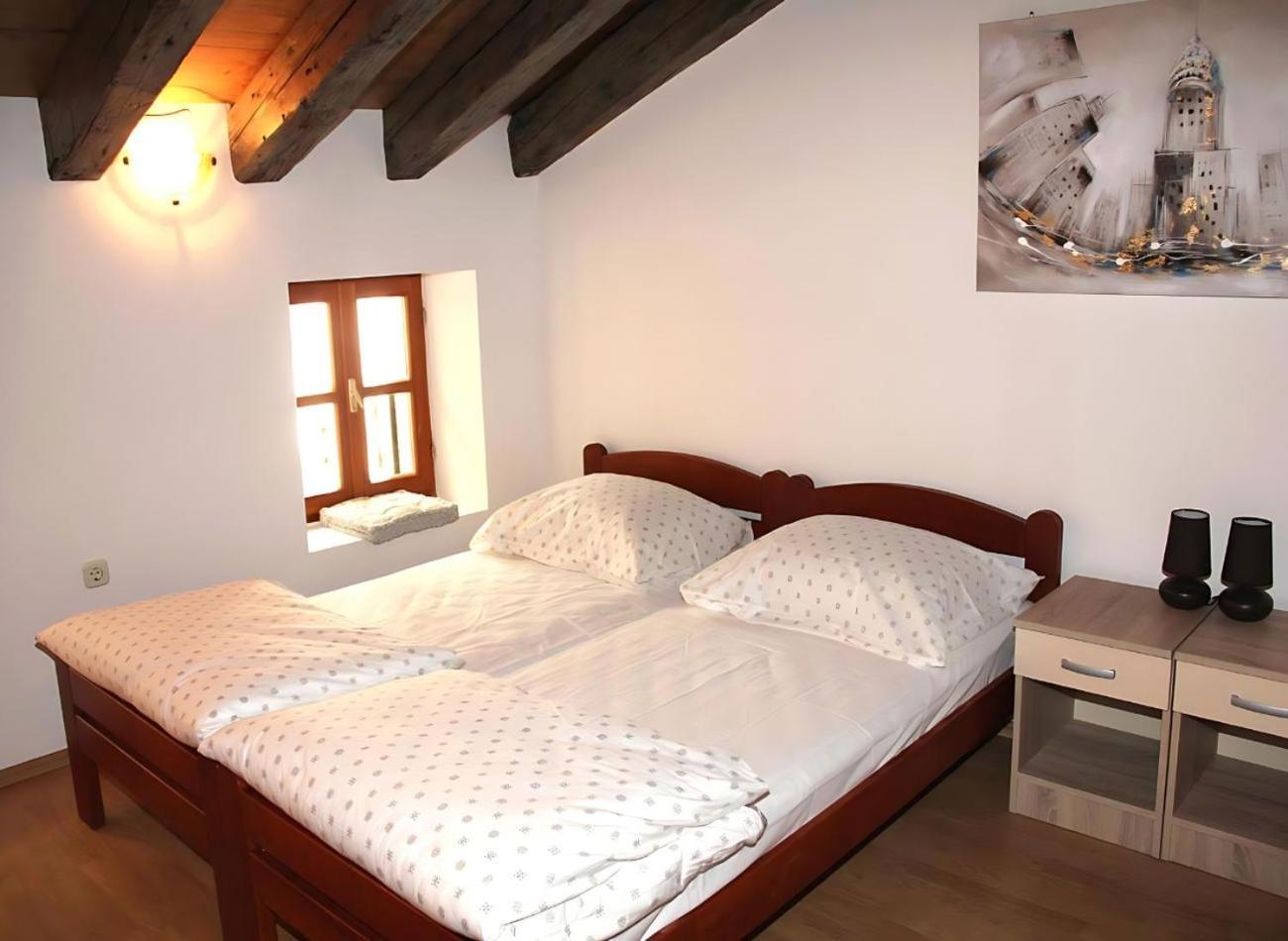 Sunny Rooms And Suites Σίμπενικ Εξωτερικό φωτογραφία