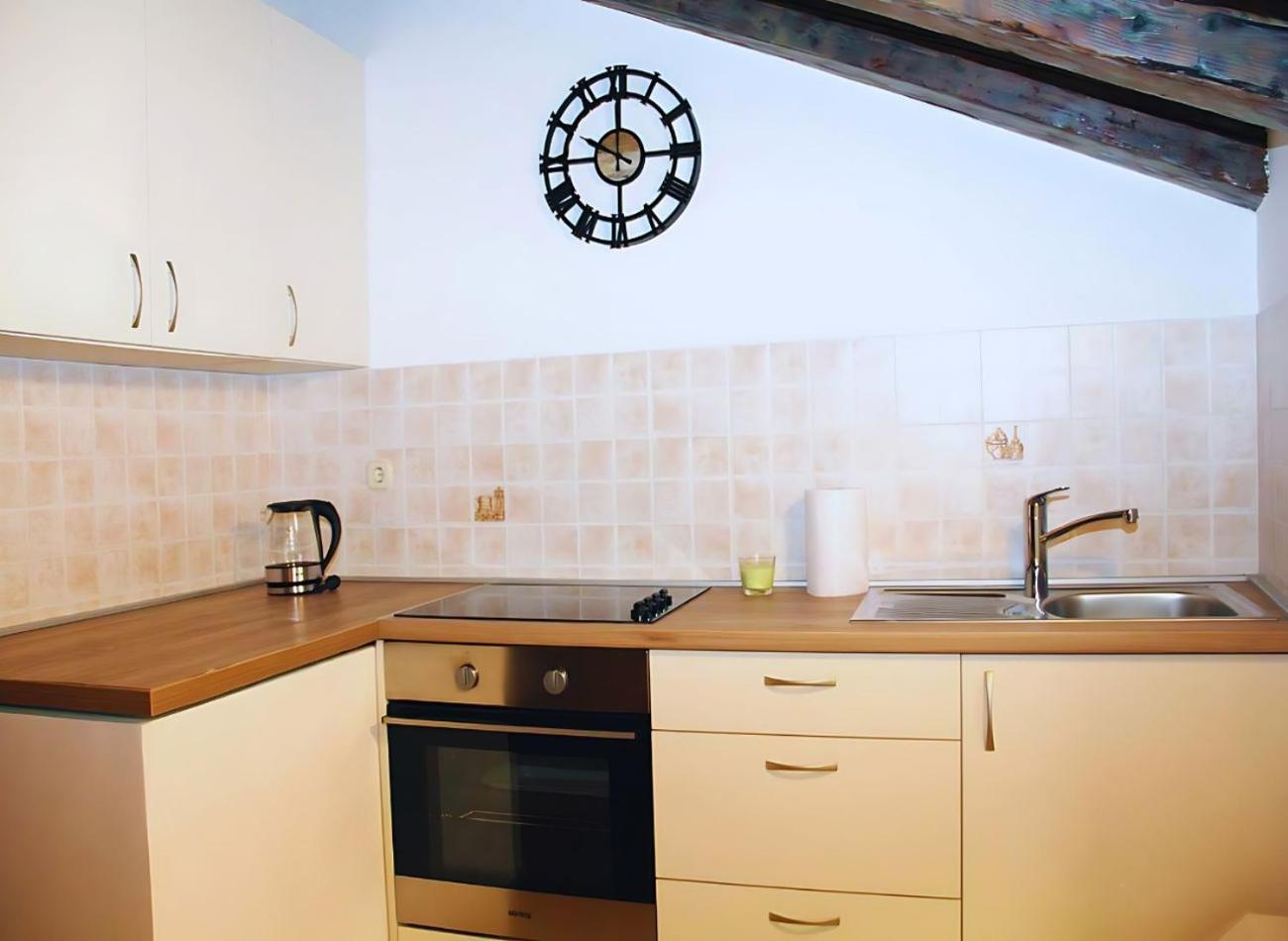 Sunny Rooms And Suites Σίμπενικ Εξωτερικό φωτογραφία